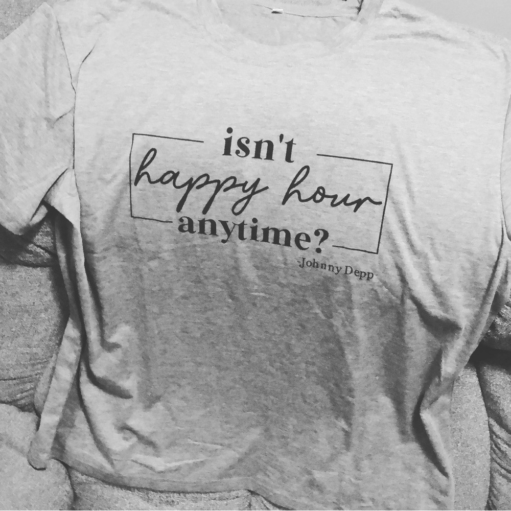 Johnny Depp “isn’t happy hour anytime” gray shirt. Size XL